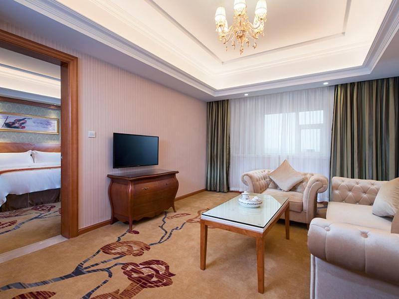 Vienna Hotel Chaoyang High-Speed Train Station Sán Đầu Ngoại thất bức ảnh