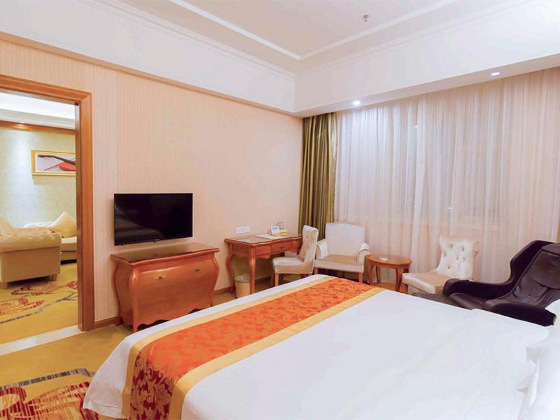 Vienna Hotel Chaoyang High-Speed Train Station Sán Đầu Ngoại thất bức ảnh